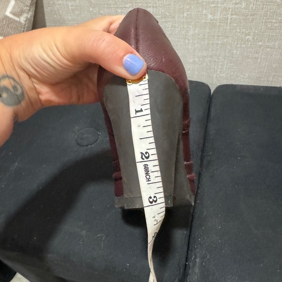 Aerosoles burgundy serfs up t strap retro heels - Picture 6 of 13